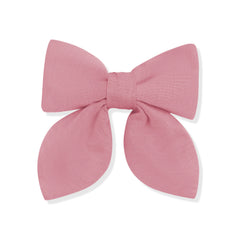 Medium Alligator Clip Bow in Apple Blossom