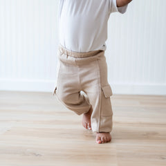 Fleece Cargo Pants in Almond
