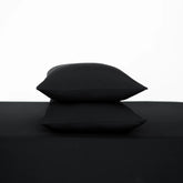 Fitted Sheet with Pillowcases in Midnight