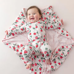 Baby Blanket in Strawberry Fields 1.0