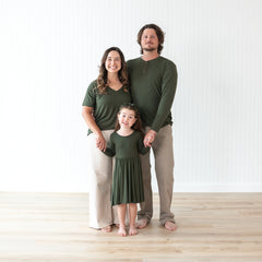 Women’s Relaxed Fit V-Neck in Fir