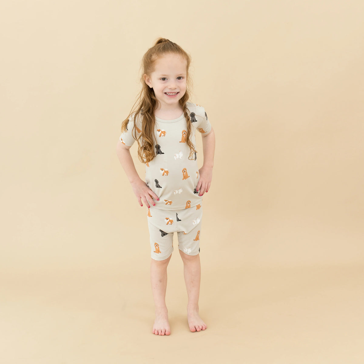 Short Sleeve Pajamas in Fluffy Dog